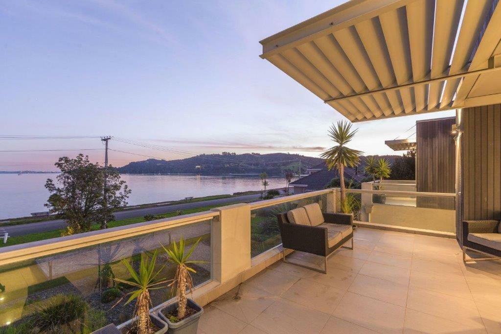 Waiheke Waterfront Lodge Oneroa Eksteriør billede