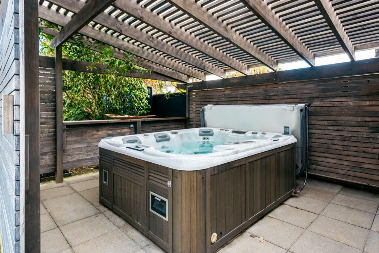 Waiheke Waterfront Lodge Oneroa Eksteriør billede